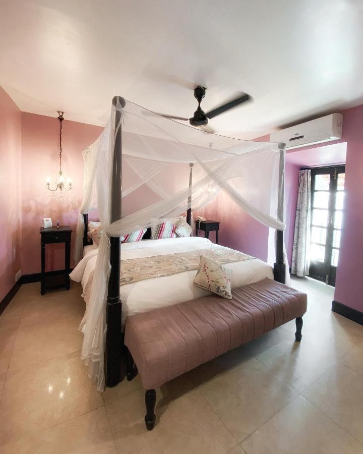 Fort Tiracol Heritage Hotel Arambol Exterior photo